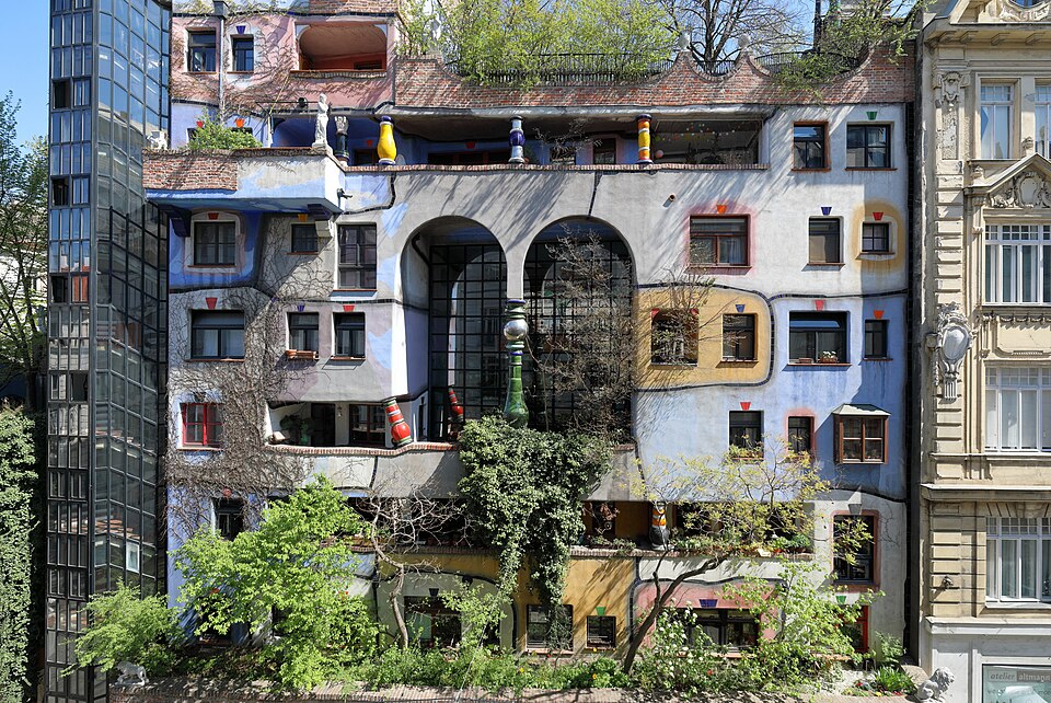 Gebouwen van Hundertwasser. AlfredoRabanskyArt: inspired by all of you.